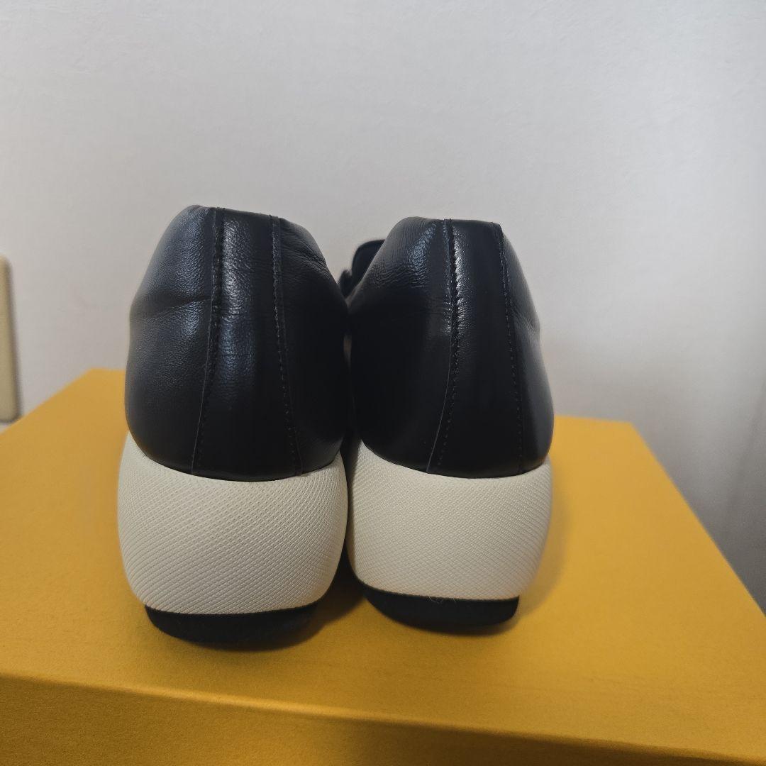 専用【新品未使用】ヒルズアヴェニュー　フラットシューズ　21.5センチ