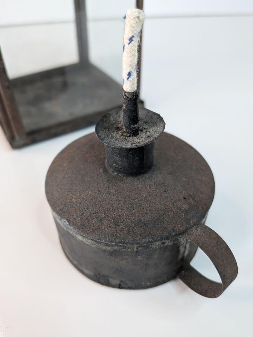 【 ヴィンテージ 】 オイルランタン／ガラスケース／吊り下げランプ