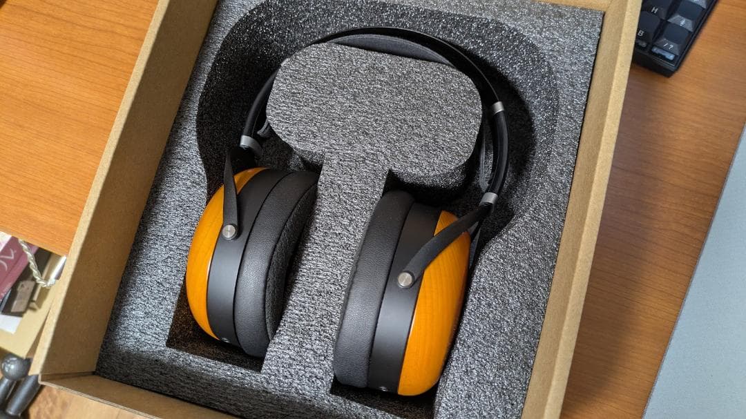 HiFiMAN SUNDARA Closed-Back 密閉型ヘッドホン