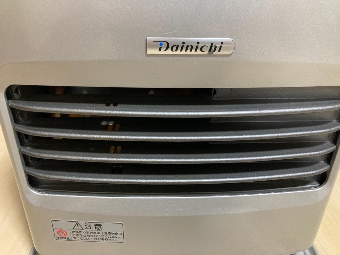 ★★美品★201９年製ーDainichi FW-321９S 石油ファンヒーター