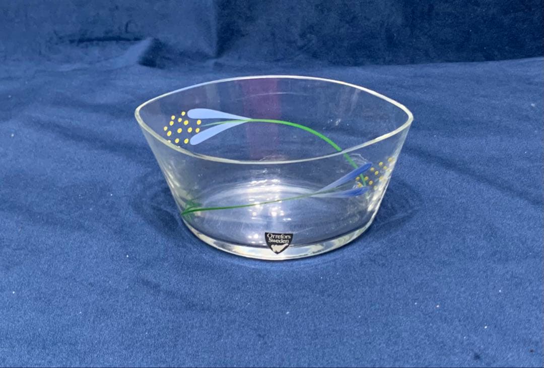 スエーデンOrreforsの手描き花柄ガラスボウル （3個セット）