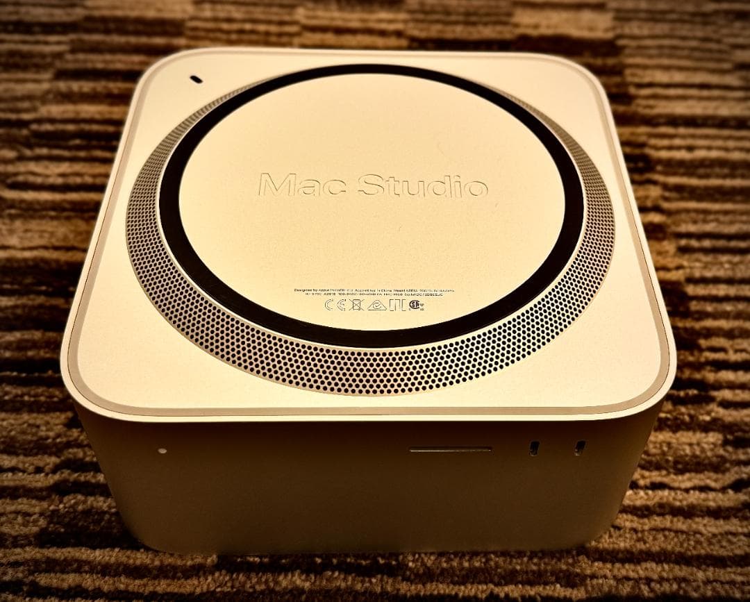 Mac Studio M1 Max 10コア CPU/64GB/2TB