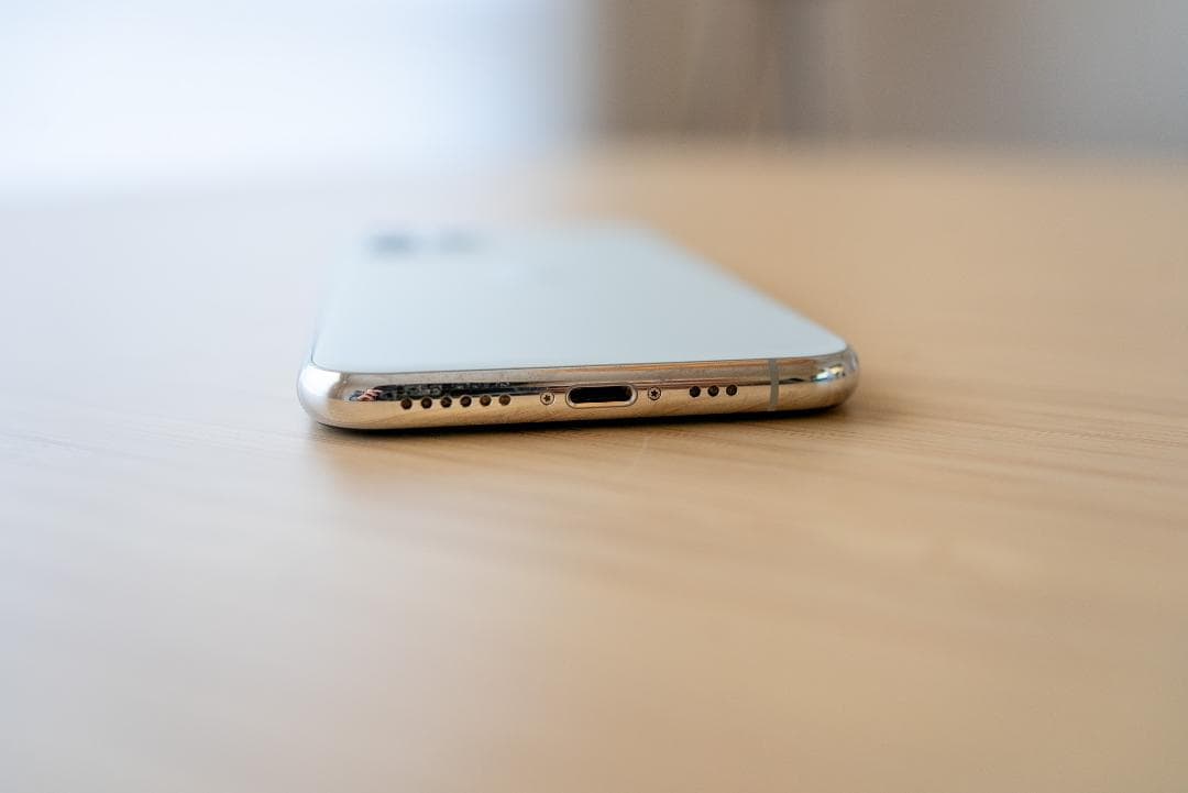 【写真多数掲載】iPhone 11 Pro シルバー 64GB SIMフリー