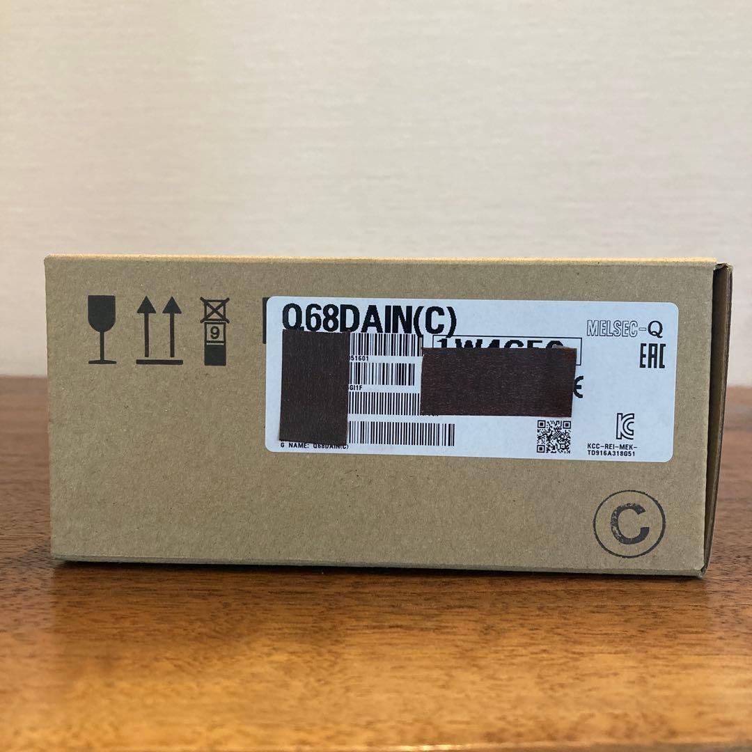 【新品】Q68DAIN 三菱　シーケンサ　アナログ出力ユニット