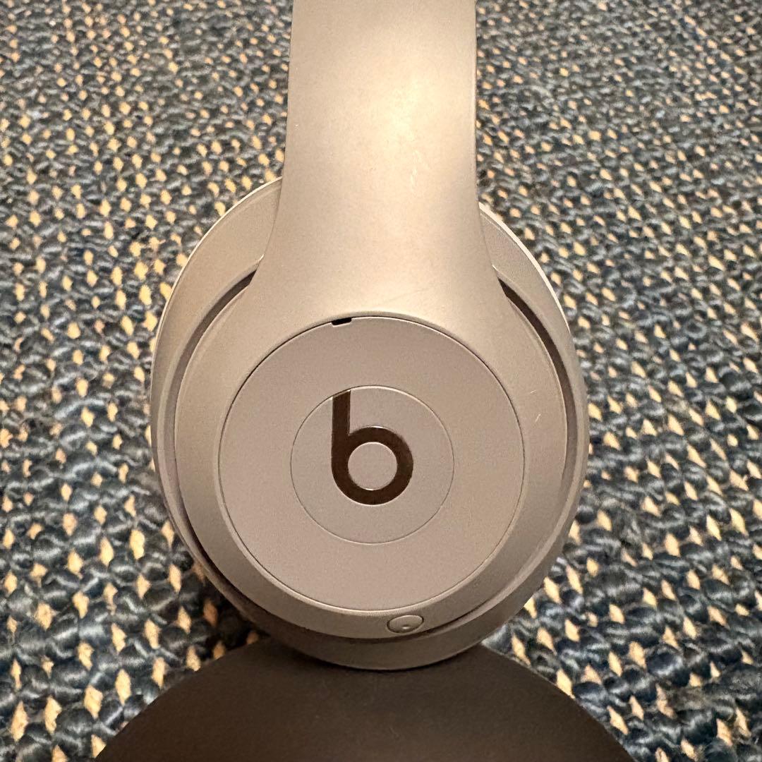 ヘッドホン Beats Studio3