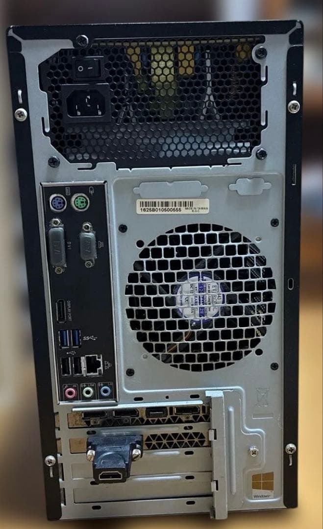 iiyama LEVEL∞ ゲーミングPC 本体のみの出品です。