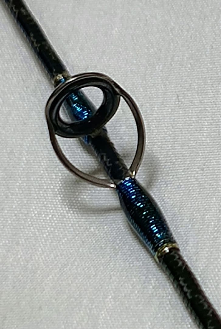 シマノ　ワールドシャウラ 青　15102R-2