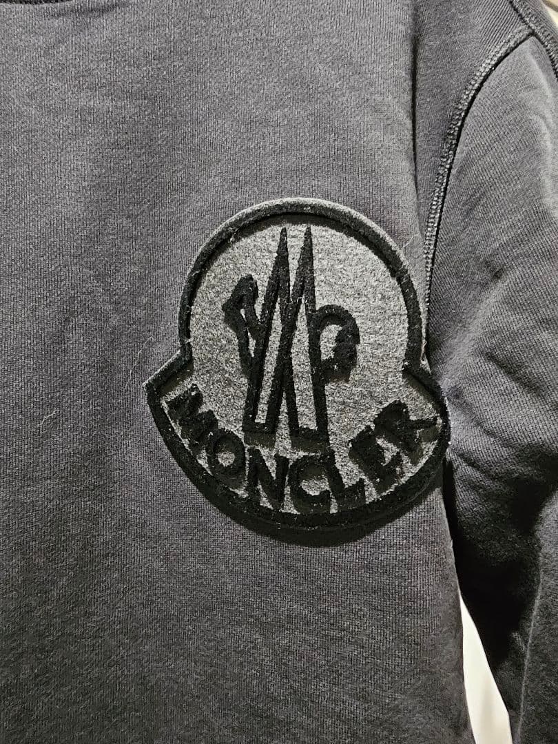 MONCLER ブラック クルーネック トレーナー