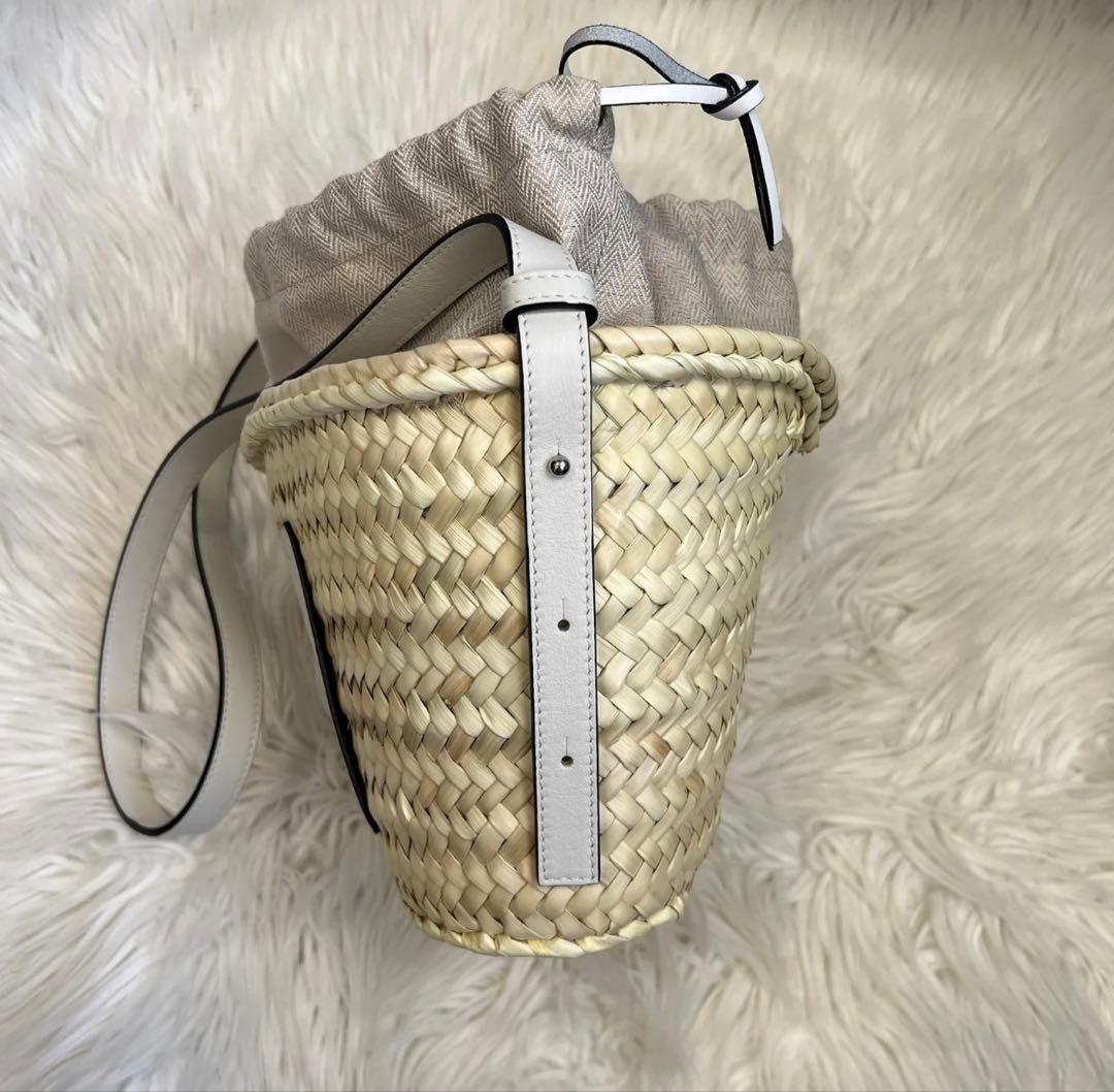 LOEWE かごバッグ ナチュラル　ヤシの葉
