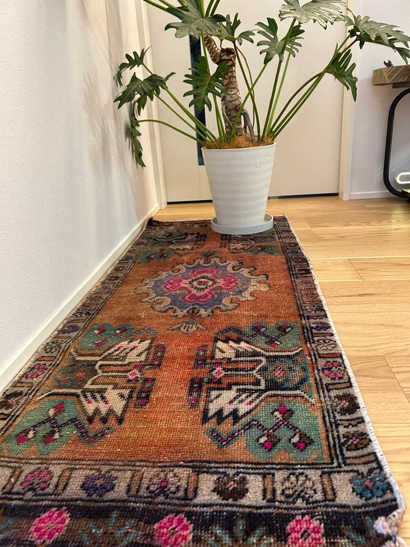 トライバルラグ・トルコヴィンテージラグ・ウール約52×124cm