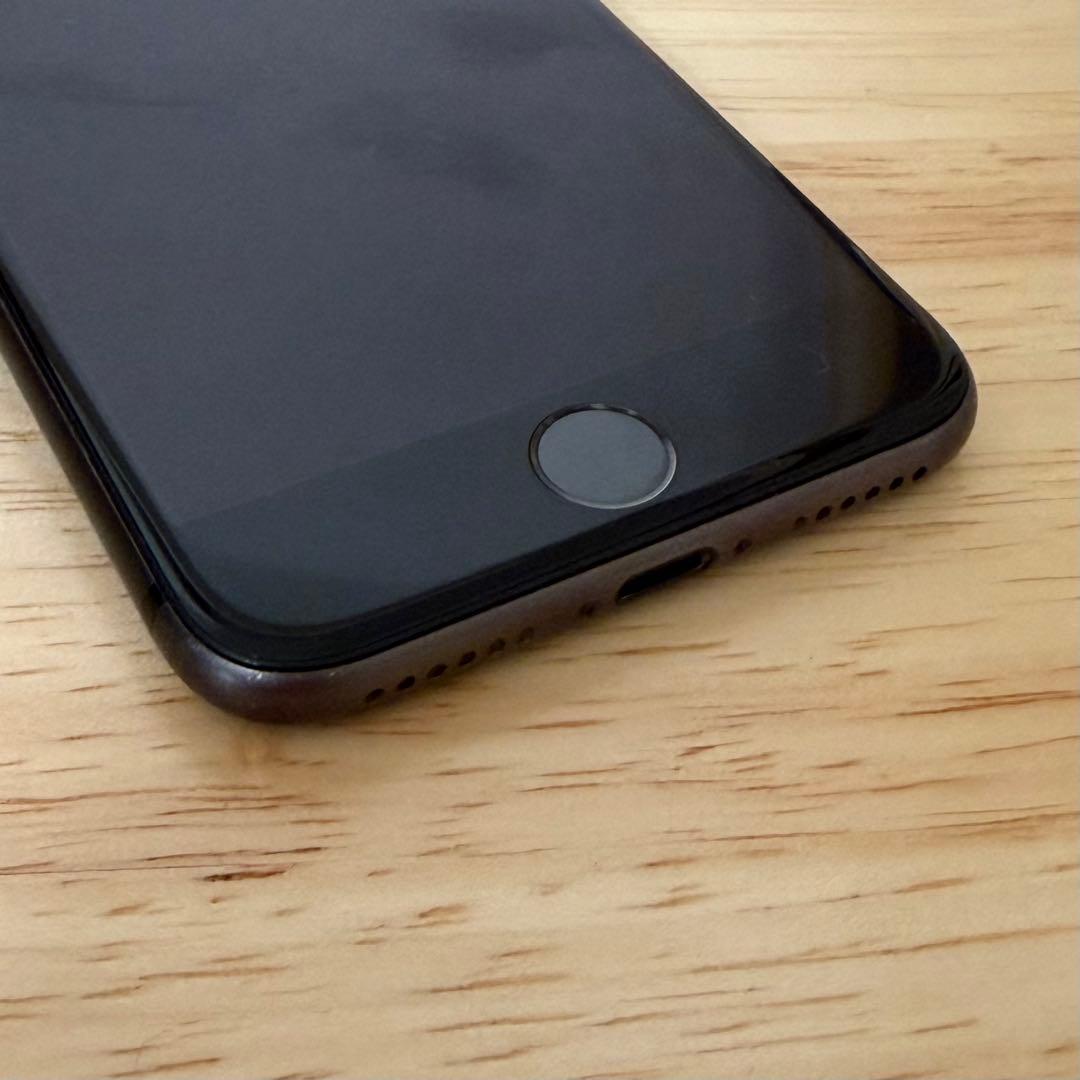 iPhone8 スペースグレー