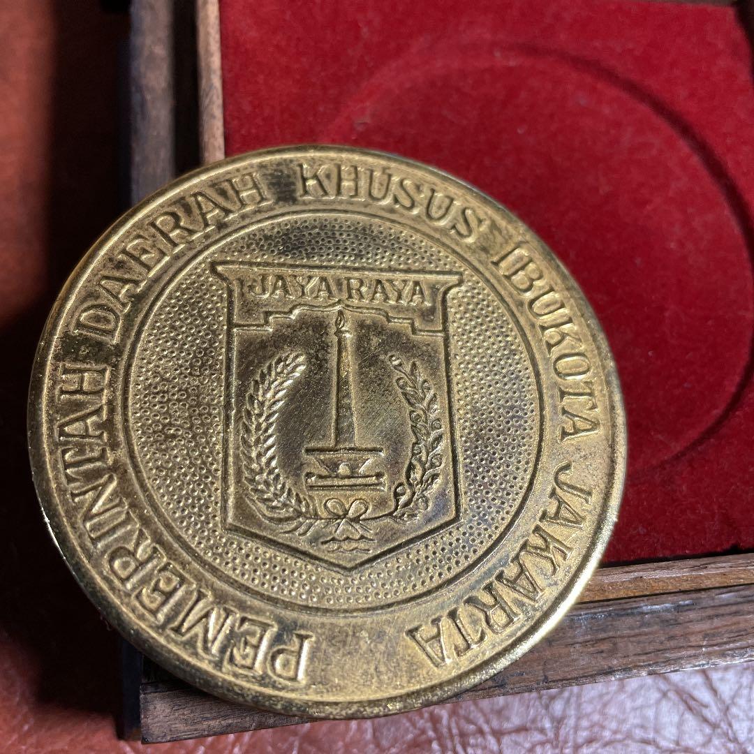 【詳細不明 箱付き】希少 1975表記 メダル JAYA RAYA