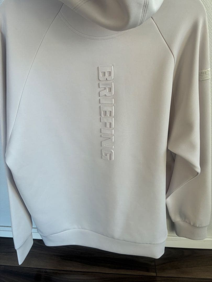 【美品】BRIEFING GOLF 3Dロゴパーカー　ベージュ