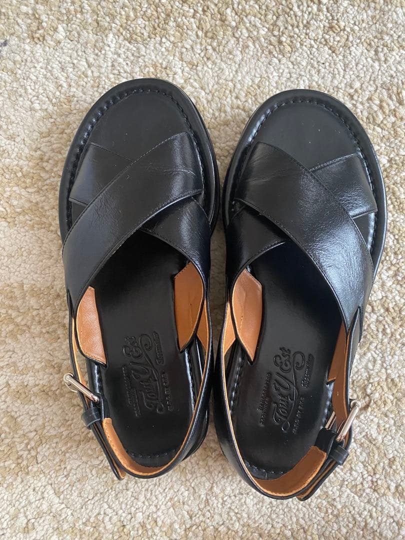 【シーズンオフ割引】トゥティエ　サンダル　ブラック240