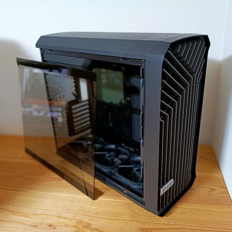PCケース(自作PC用) Fractal Design Torrent TG Light Tint