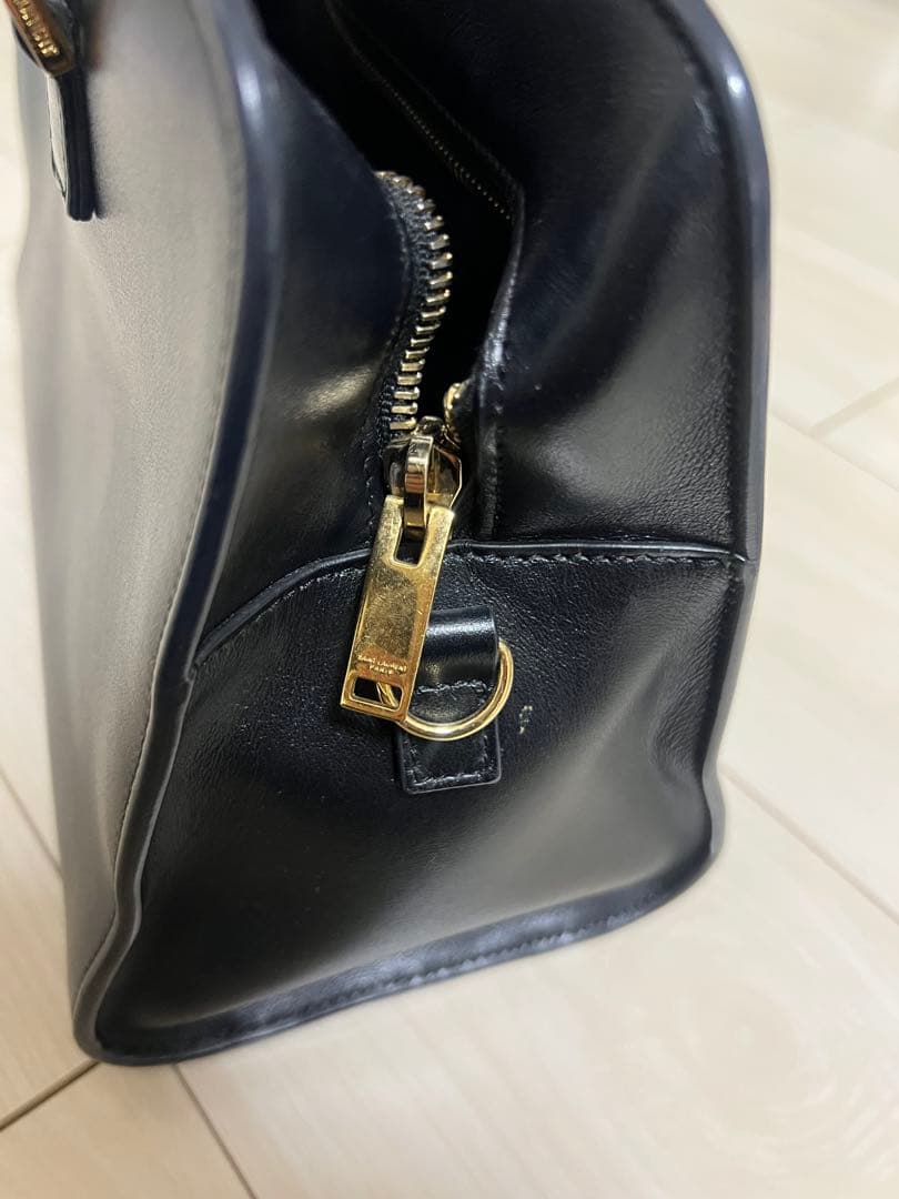 MomoCoco様SAINT LAURENT ブラックレザー ベイビーカバス