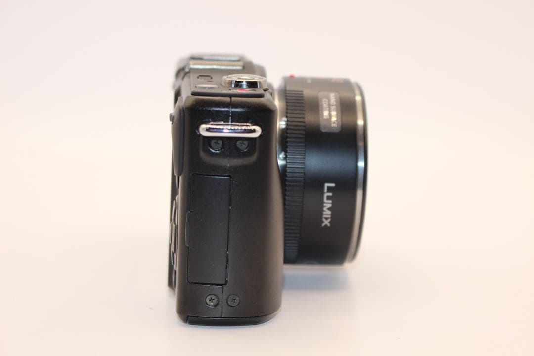 ★純正バッテリー2個、レンズ収納袋付★ LUMIX DMC-GF2 電動ズーム