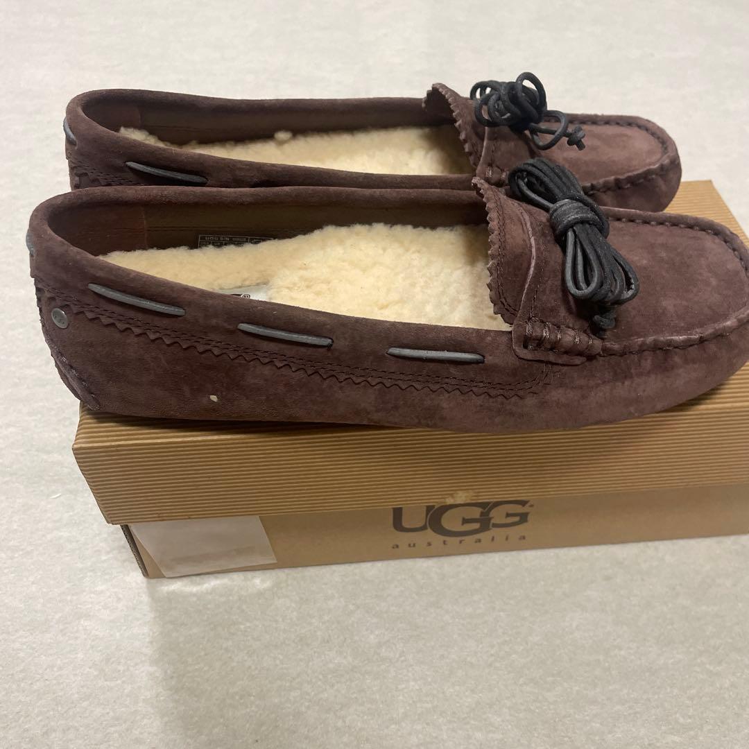 UGG MEENA モカシンシューズ ブラウン