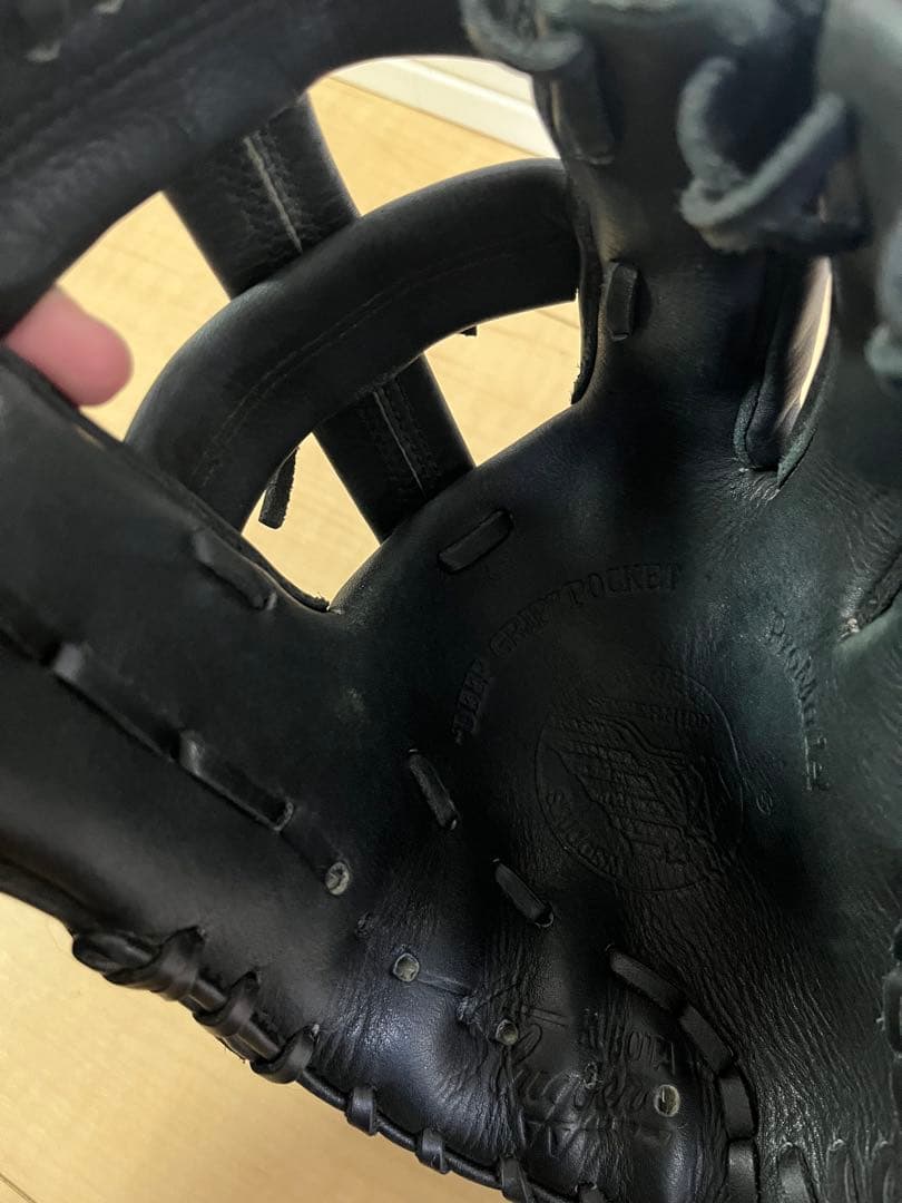 と*こ様 激レア廃盤モデル！Slugger KSG-L5S 黒色グローブ　辻発彦