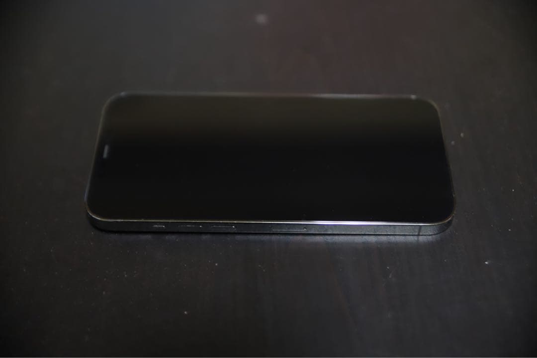 Apple iPhone 12ProMax SIMロックあり