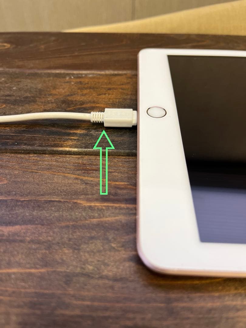 Apple iPad (第6世代) ピンク【難あり】