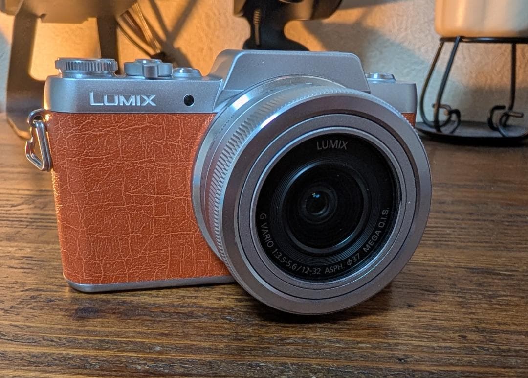 Panasonic LUMIX DMC-GF8 レンズキット 美品 ほぼ未使用