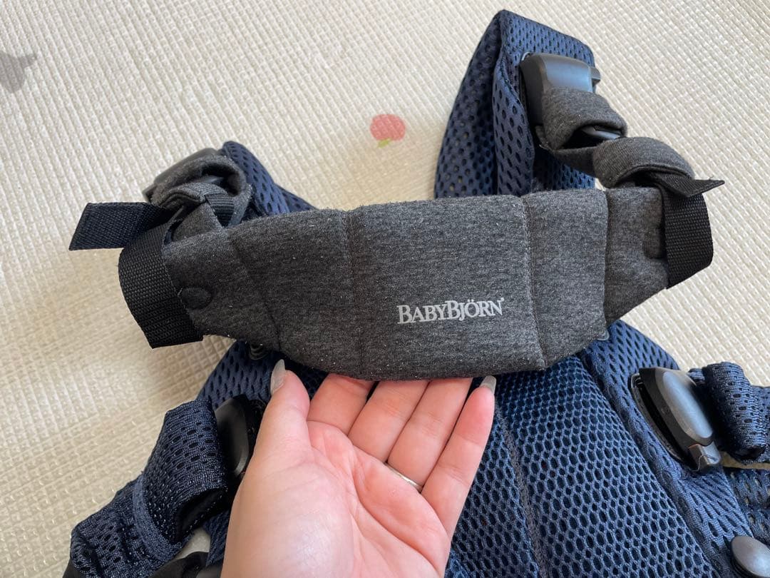 BABYBJÖRN ネイビー 抱っこひも メッシュ