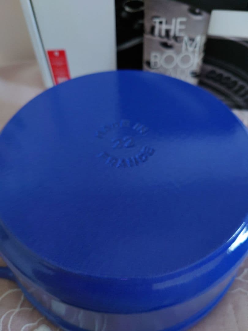 【美品】Staub ピコ・ココット　ラウンド　ブルーベリー22cm