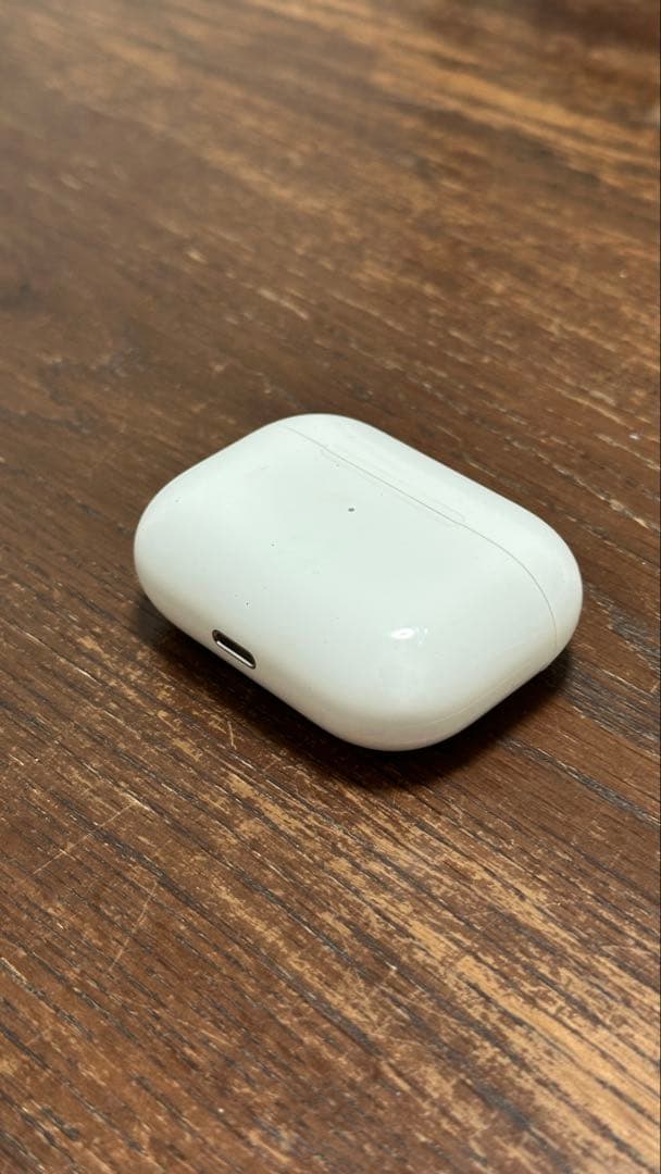 Apple AirPods pro 本体　第一世代