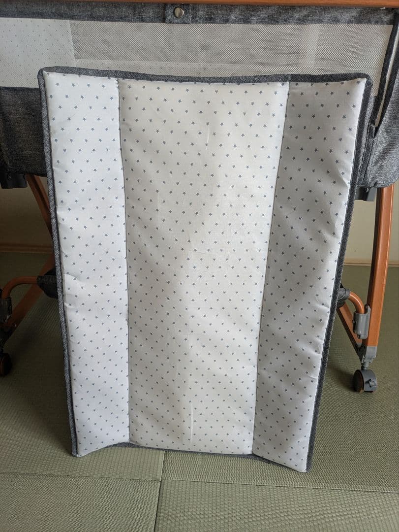 【送料込み】ベビーベッド グレー 高さ調整可能 ゆりかご 蚊帳付き