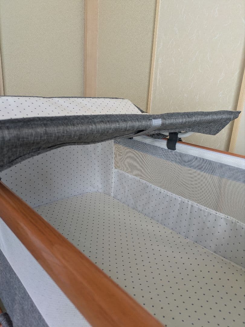 【送料込み】ベビーベッド グレー 高さ調整可能 ゆりかご 蚊帳付き