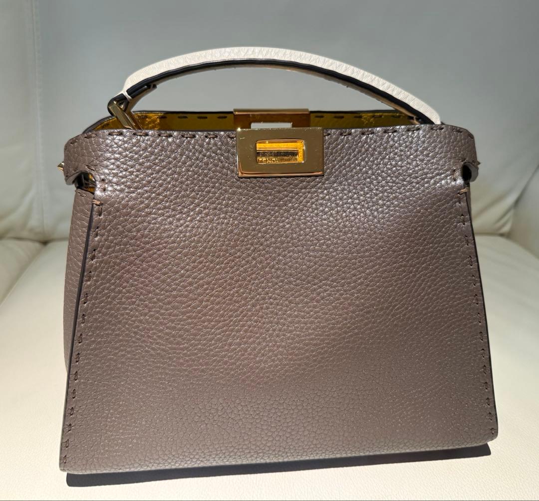 FENDIピーカブーアイコニックエッセンシャリー,ワンダーズキーホルダー　セット