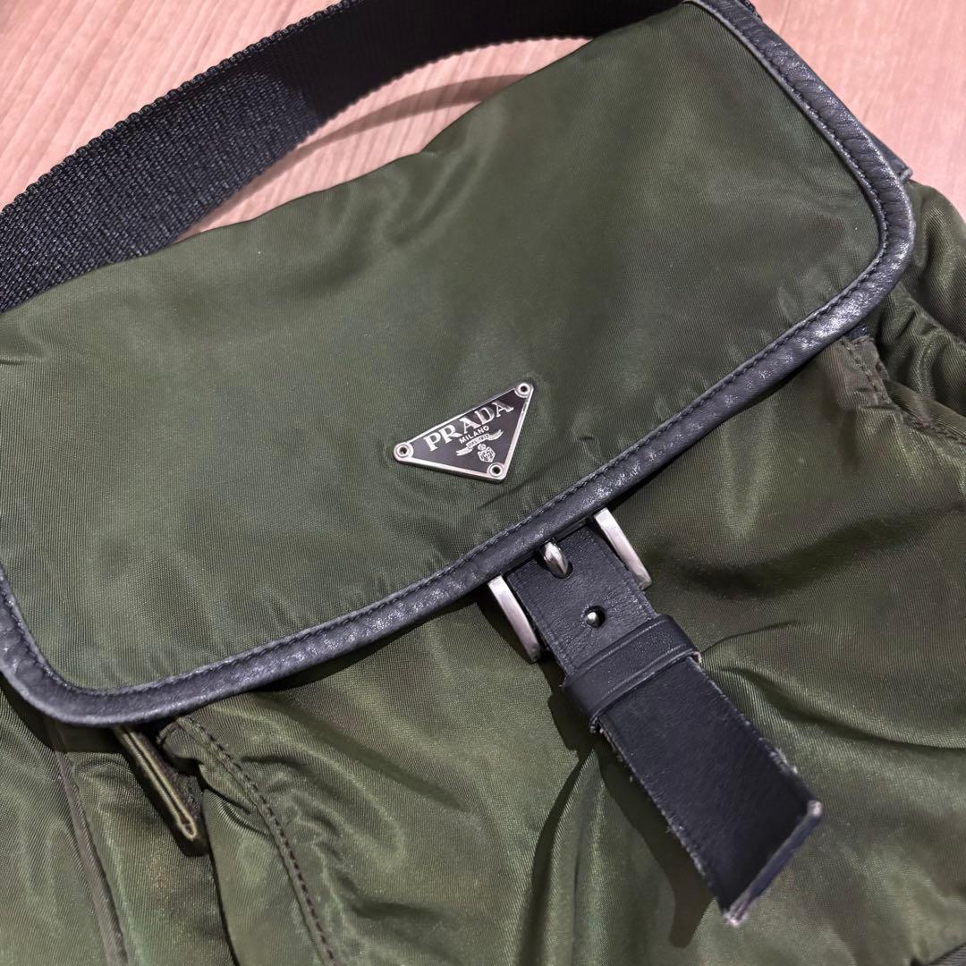 PRADA プラダ　ボディバッグ　ショルダーバッグ
