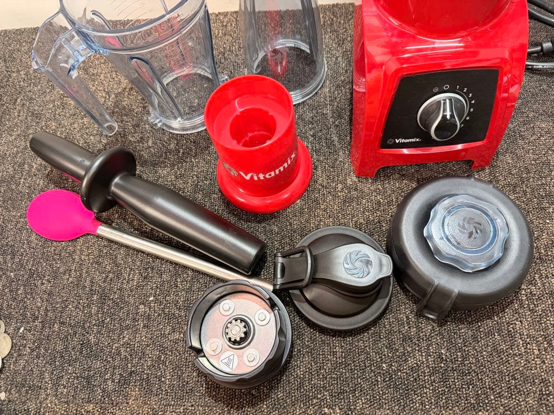 Vitamix ミキサー VM0182 レッド 付属品多数 動作確認済み