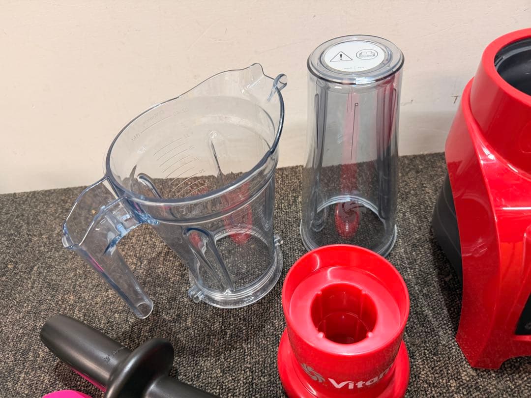 Vitamix ミキサー VM0182 レッド 付属品多数 動作確認済み