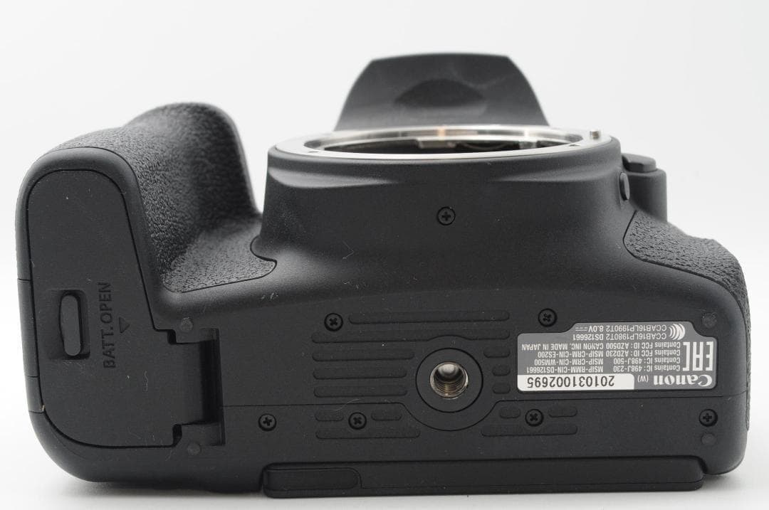 ▲ほぼ新品▲新春初売りSALE▲ Canon EOS Kiss x9i ダブル