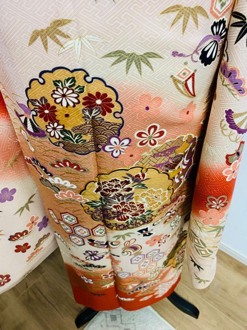 振袖フルセット駒刺繍　雪輪花文　宝尽くし　暈し染め　金彩　正絹