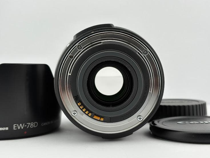 ★極上品★キヤノンCANON EF-S 18-200mm F3.5-5.6 IS