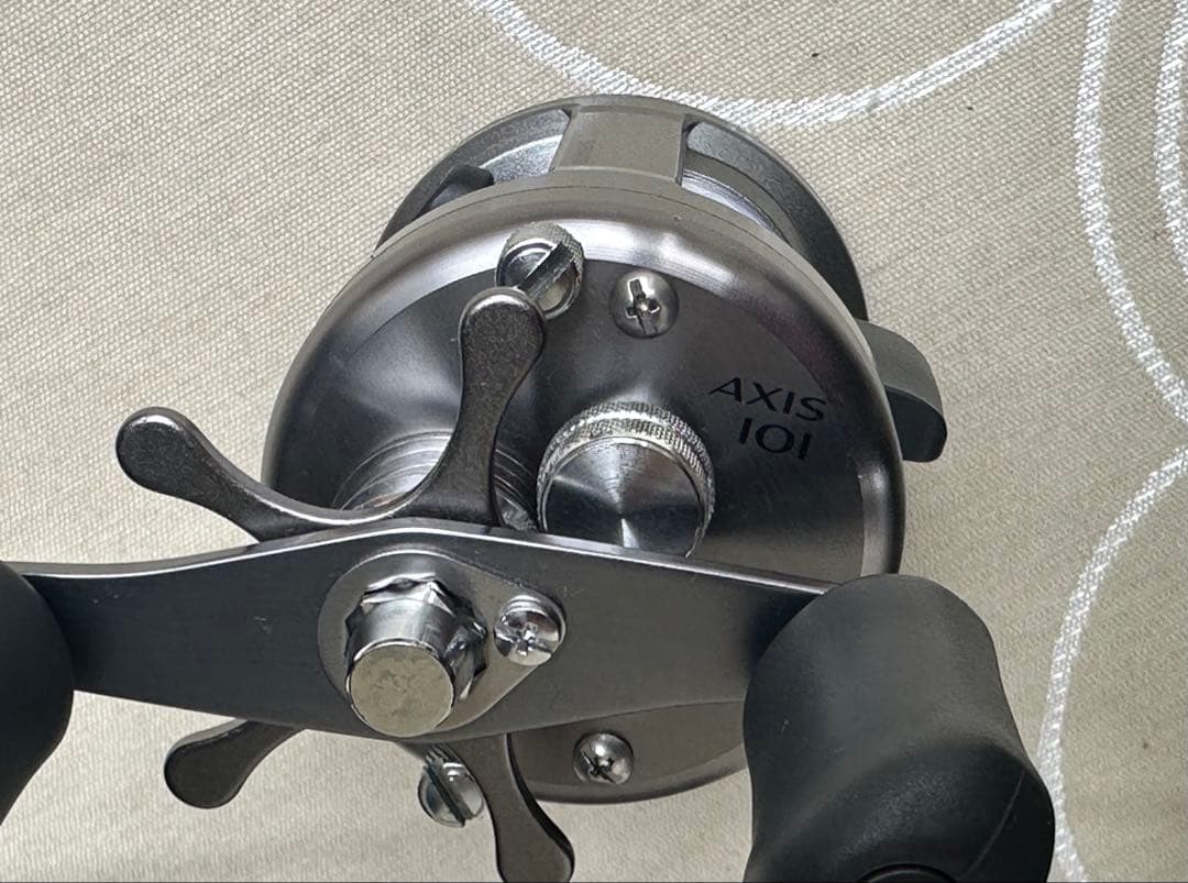 シマノ　AXIS 101