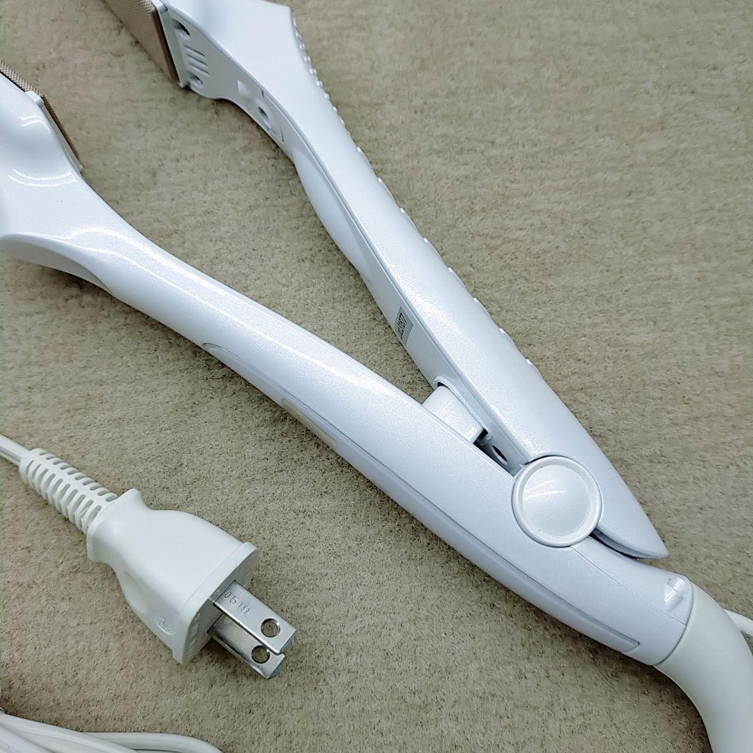 ほぼ未使用❤KINUJO 絹女 ストレート アイロン ホワイト