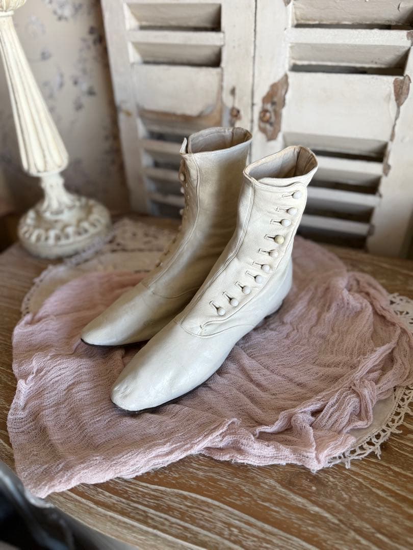 フランスアンティークヴィクトリアンウェディングレザーボタンブーツ白希少