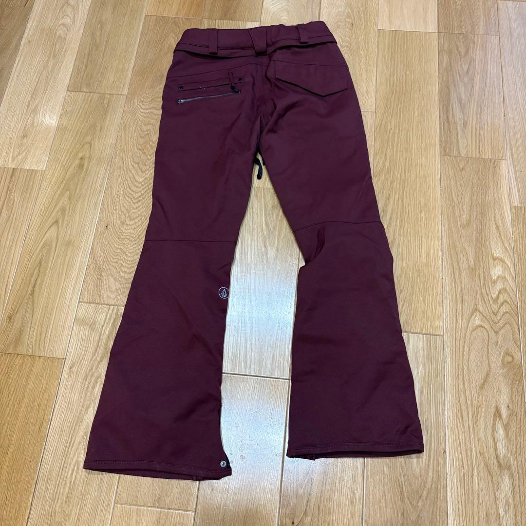 【極美品】VOLCOM ボルコム スノボーウェア 上下セット レディース M/S