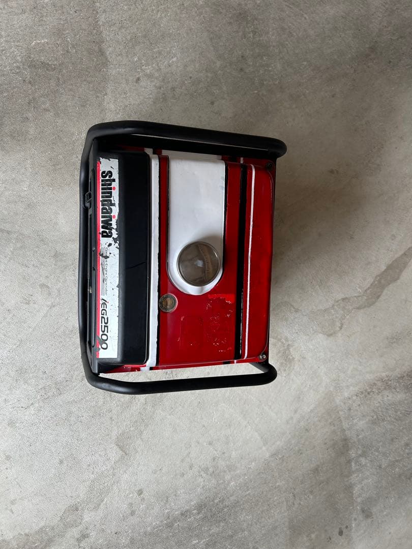 SHINDAIWA IEG2500 インバーター発電機