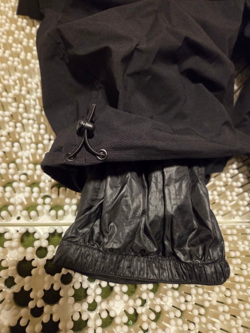 Libeliceのスノーパンツ ベロア黒