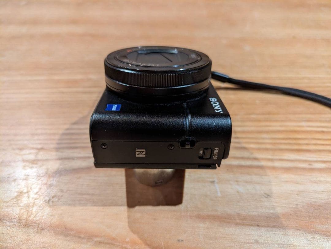 ソニー Cyber-shot DSC-RX100 III