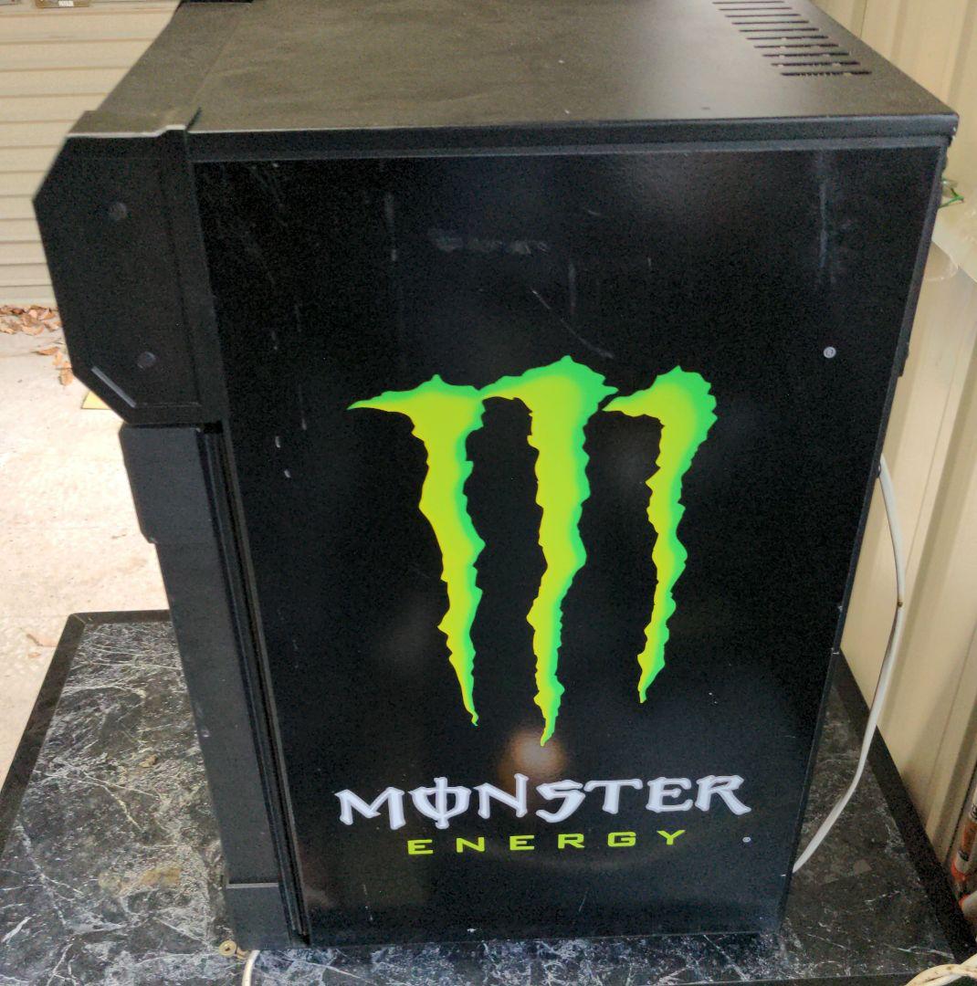 モンスターエナジー冷蔵庫　非売品　 早い物 勝ちです！！！