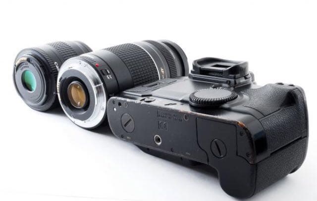 動作良好・レンズ付★人気のcanonカメラ★ EOS-1 V ボディ＋レンズ２本