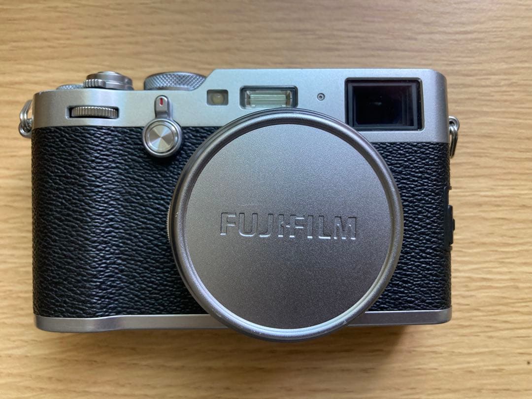 【美品】FUJIFILM X100F付属品あり