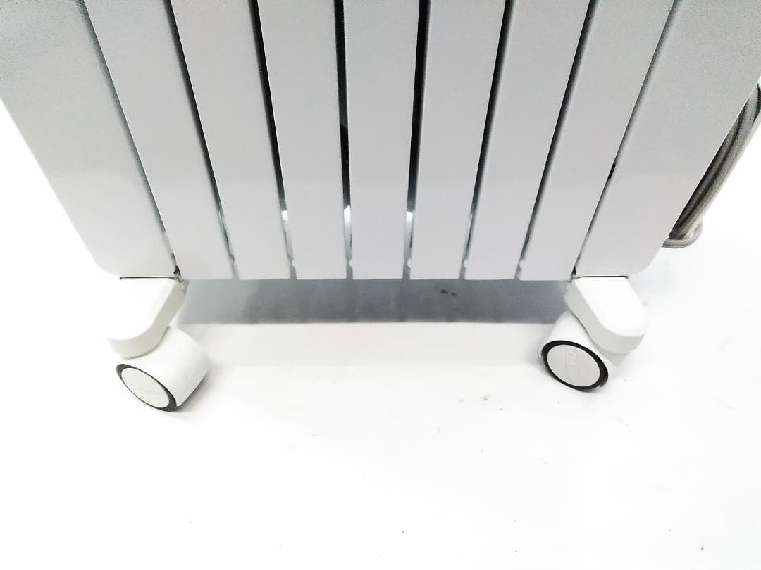 デロンギ QSD0712-MB オイルヒーター ドラゴンデジタルスマート□