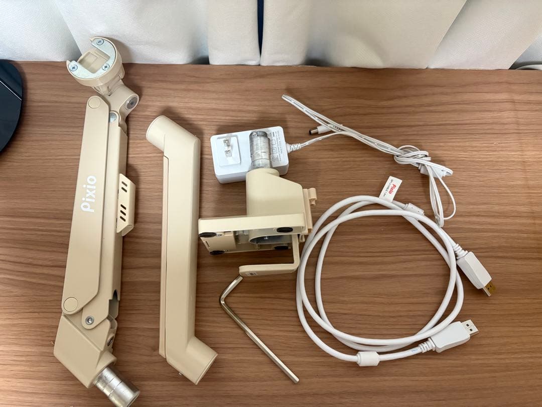 Pixio ディスプレイ 本体 ベージュ